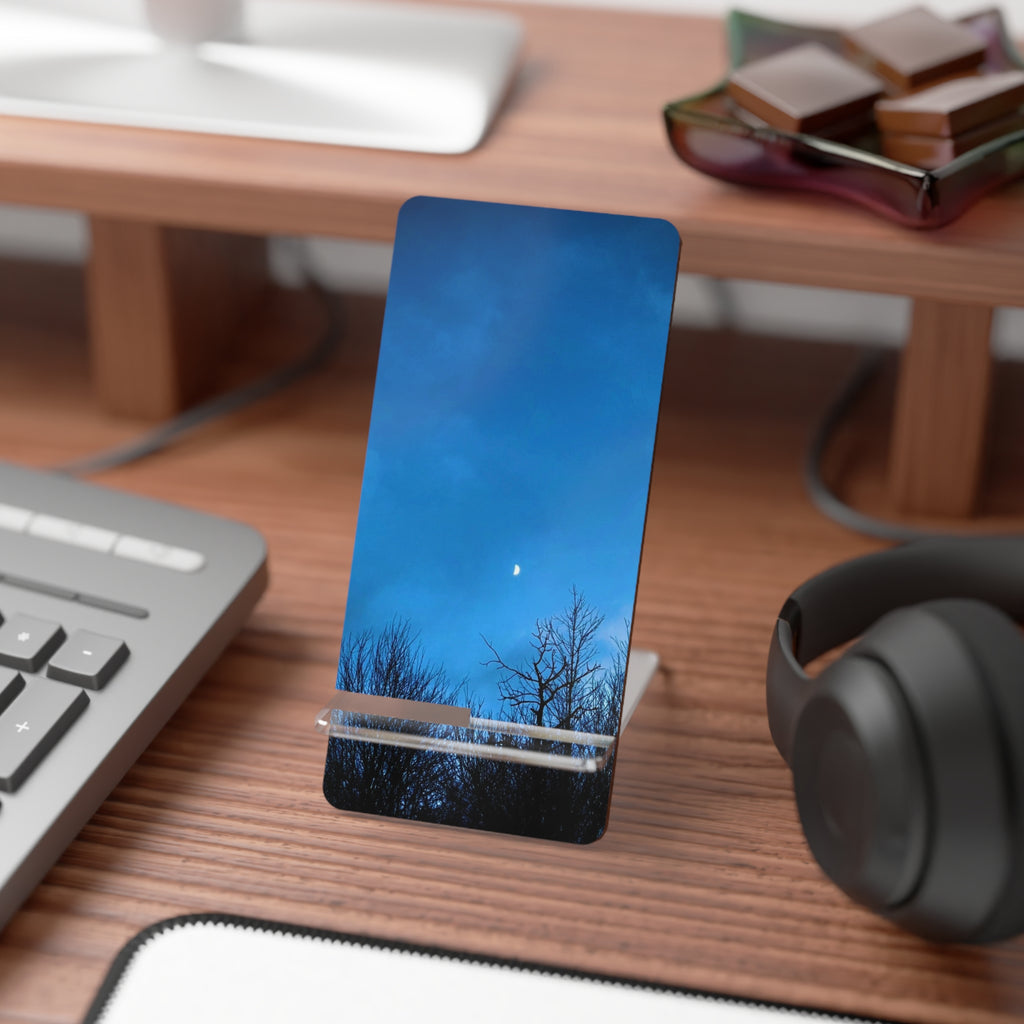 "The Cold Light" Phone Stand