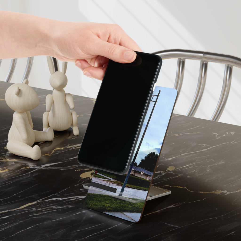 "Lamps On" Phone Stand