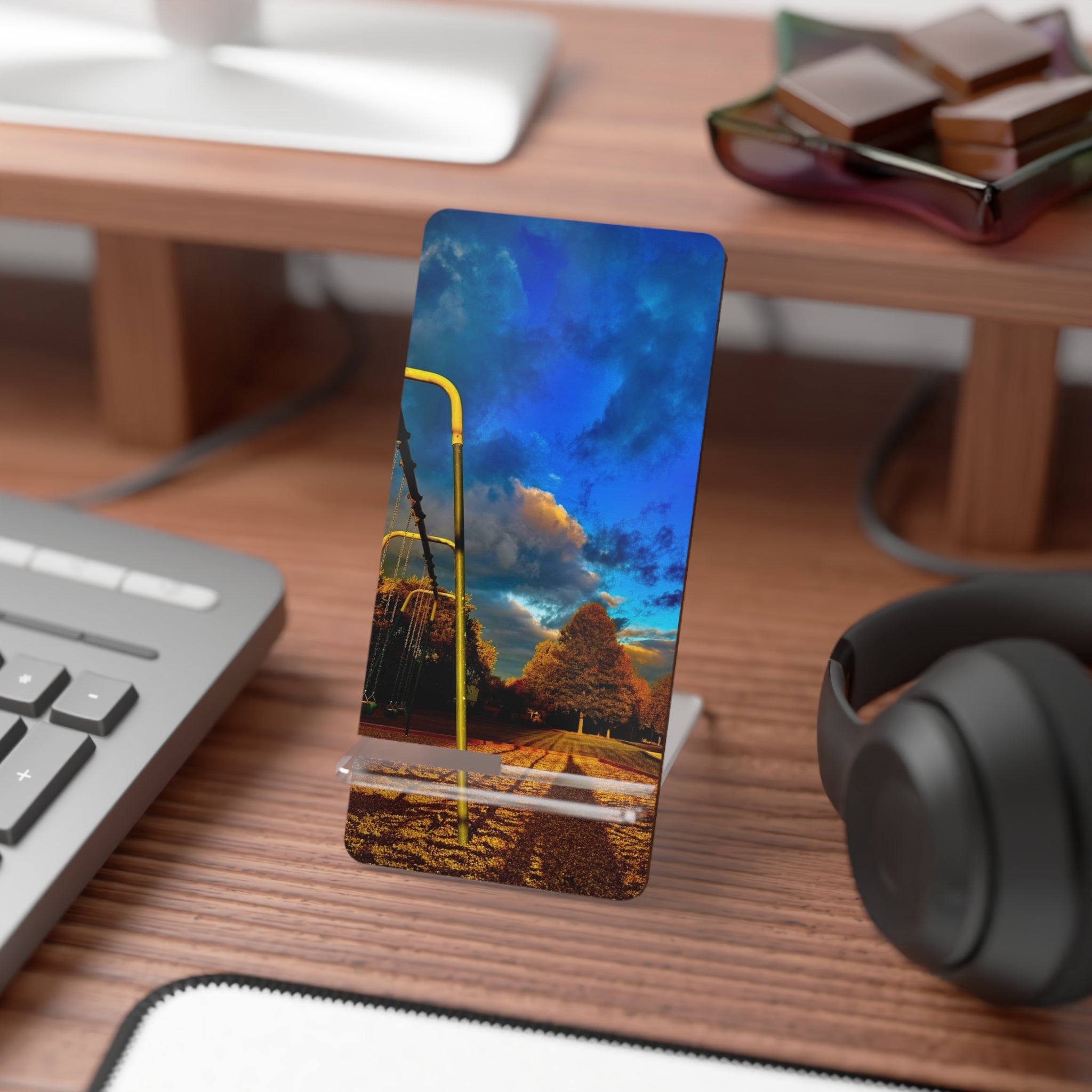 "A Place To Pause" Phone Stand
